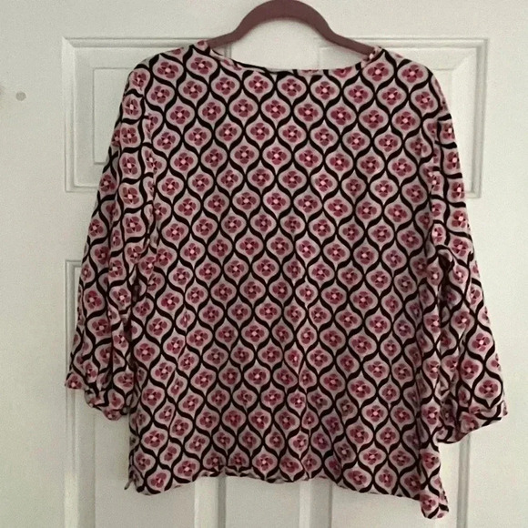 Talbots Pink patterned blouse Size Lp - Picture 2 of 5